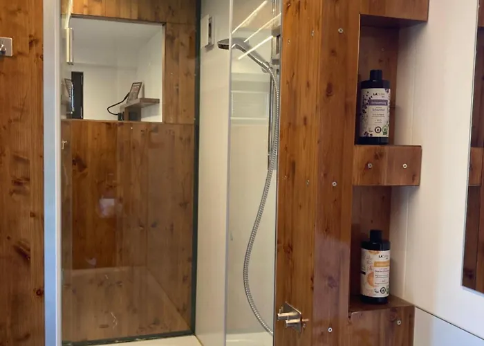 Tiny House im Seecontainer mit Parkplatz, Glasfaser, Netflix, Veranda und gehobener Ausstattung